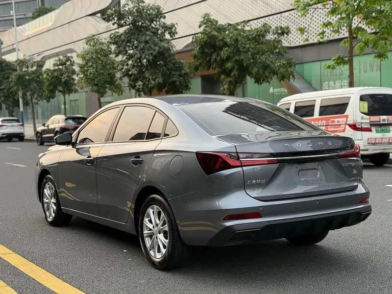 Roewe i5 — фото 4