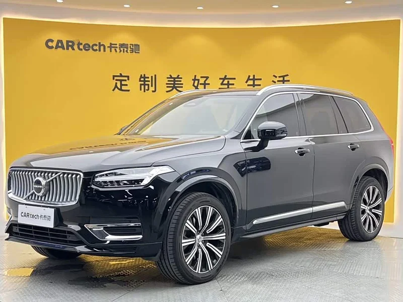 Volvo XC90 — фото 34