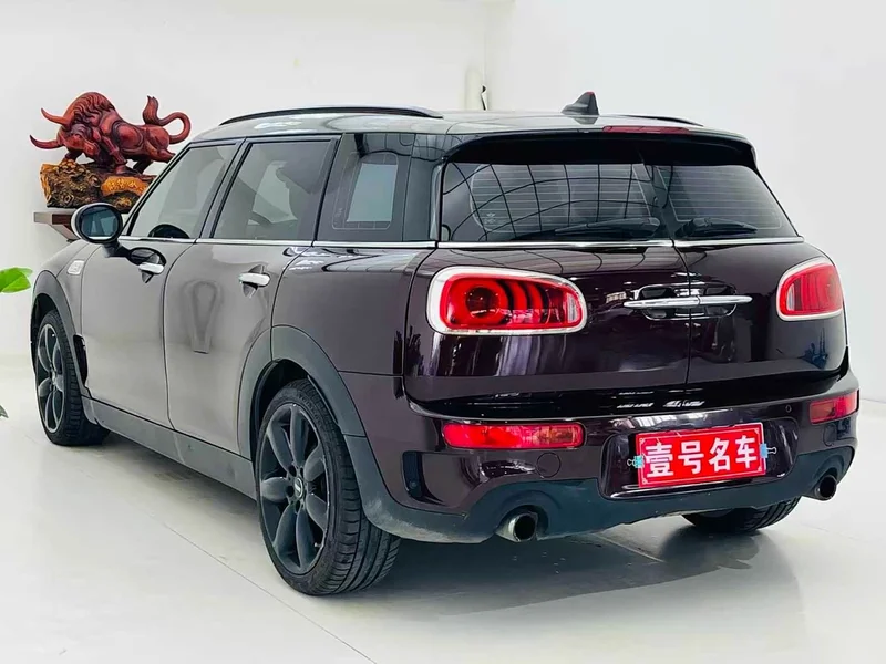 MINI CLUBMAN — фото 6