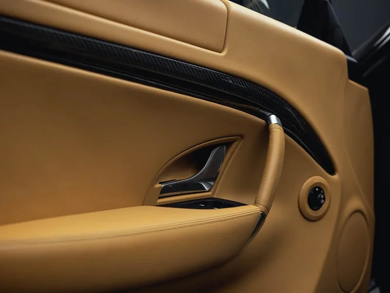 Maserati GranTurismo — фото 11