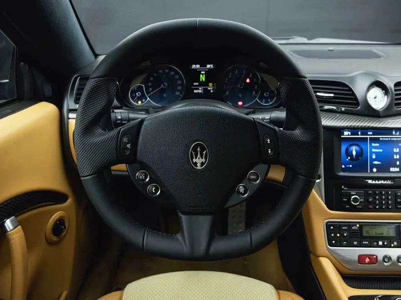 Maserati GranTurismo — фото 25
