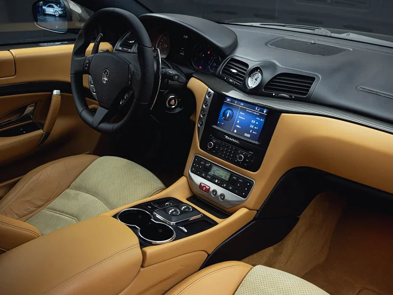 Maserati GranTurismo — фото 28