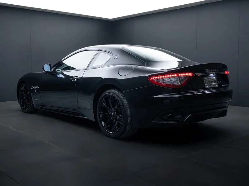 Maserati GranTurismo — фото 7