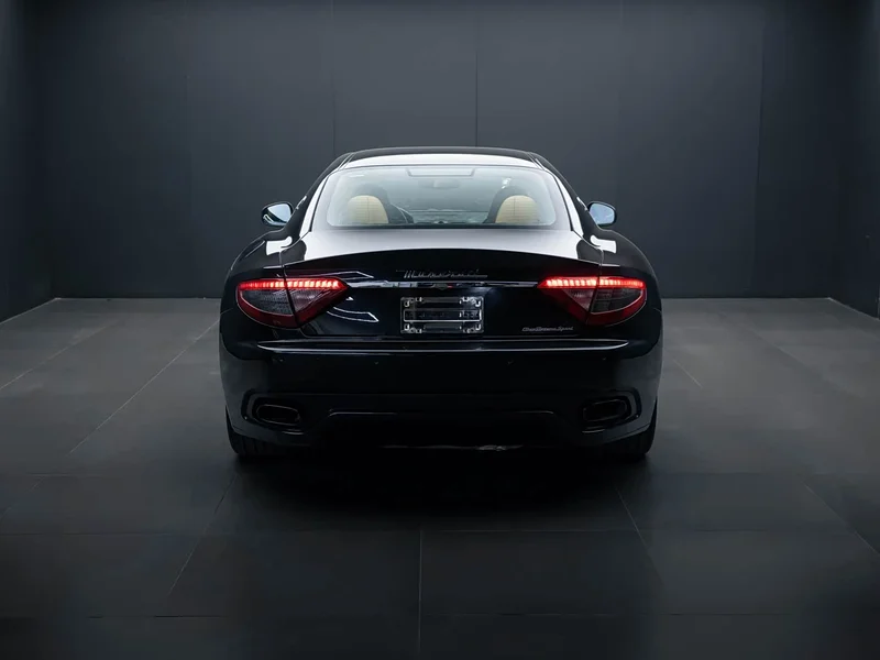 Maserati GranTurismo — фото 8