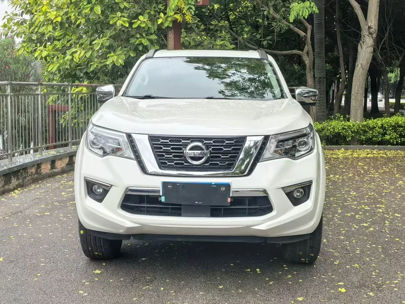 Nissan Terra — фото 2