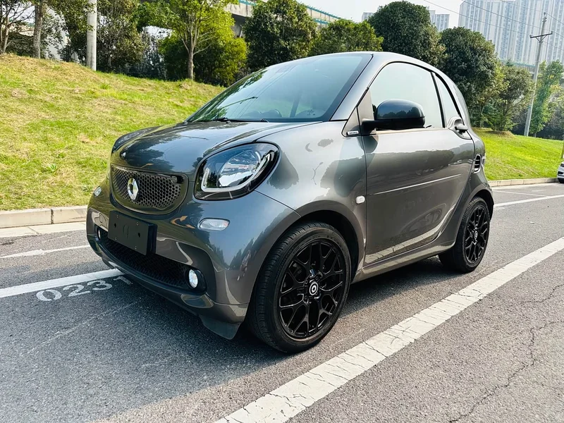 Smart Fortwo — фото 1