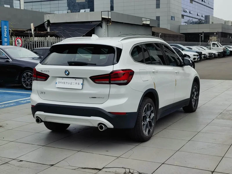 BMW X1 — фото 3