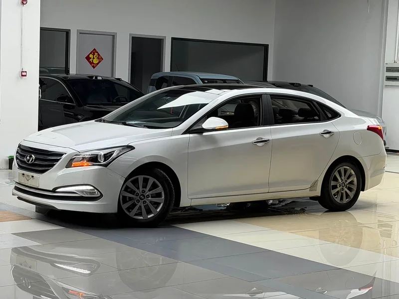 Hyundai Mistra — фото 1