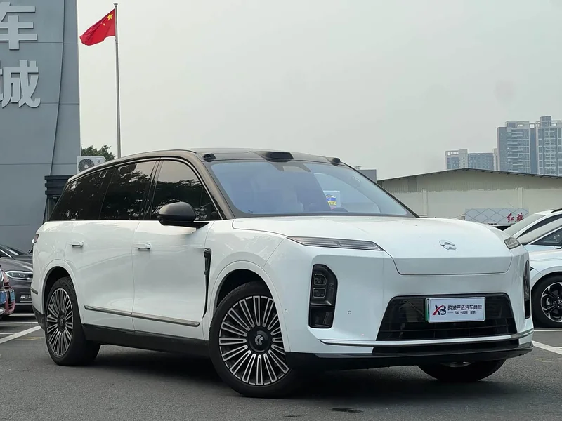 NIO ES8 — фото 3