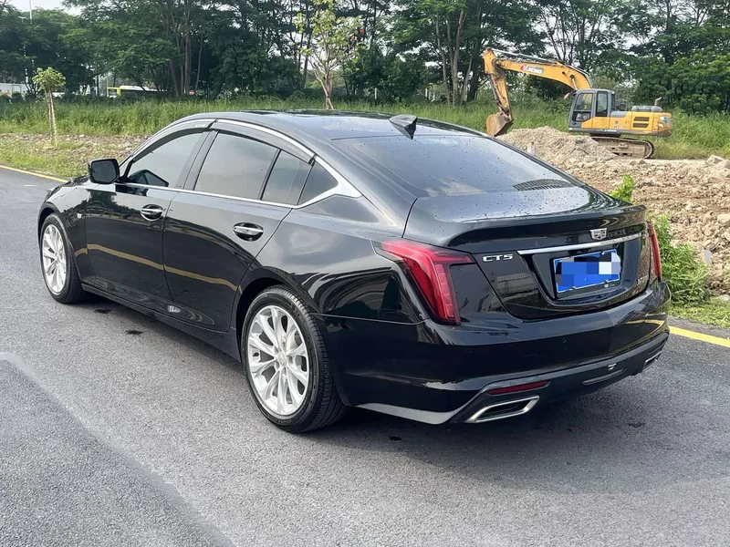 Cadillac CT5 — фото 4