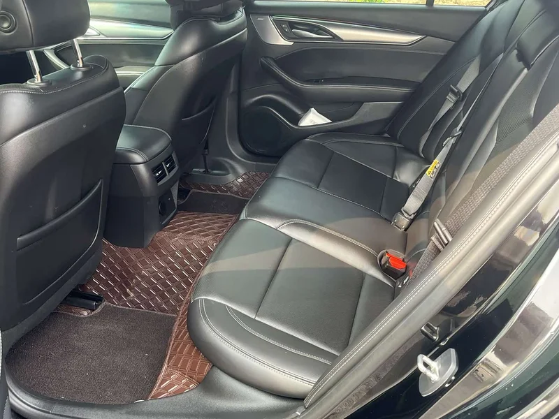 Cadillac CT5 — фото 8