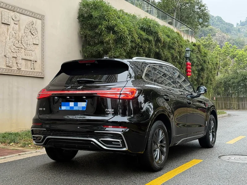 Hongqi HS5 — фото 15