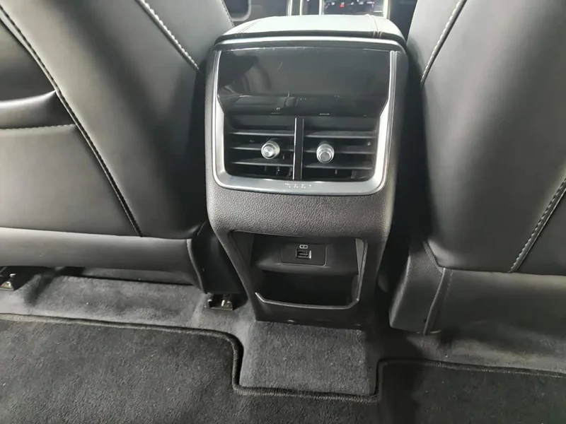Chery Tiggo 8 — фото 29