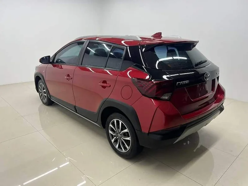 Toyota Yaris L — фото 6
