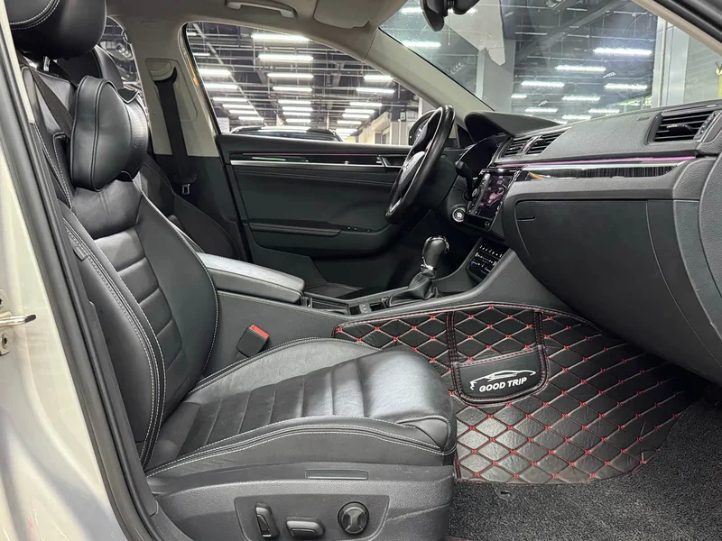 Skoda Superb — фото 16