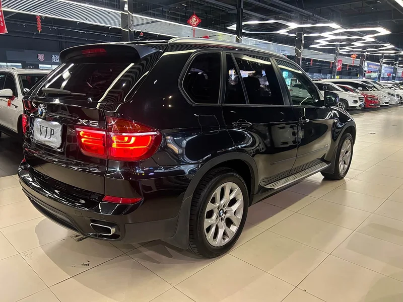BMW X5 — фото 12