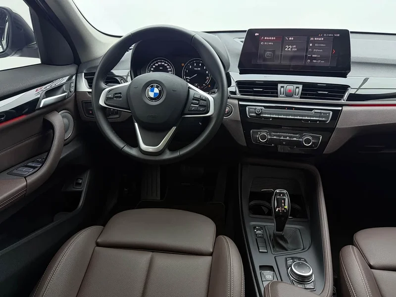 BMW X1 — фото 10