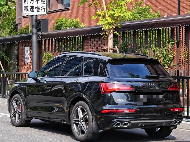 Audi SQ5 — фото 2