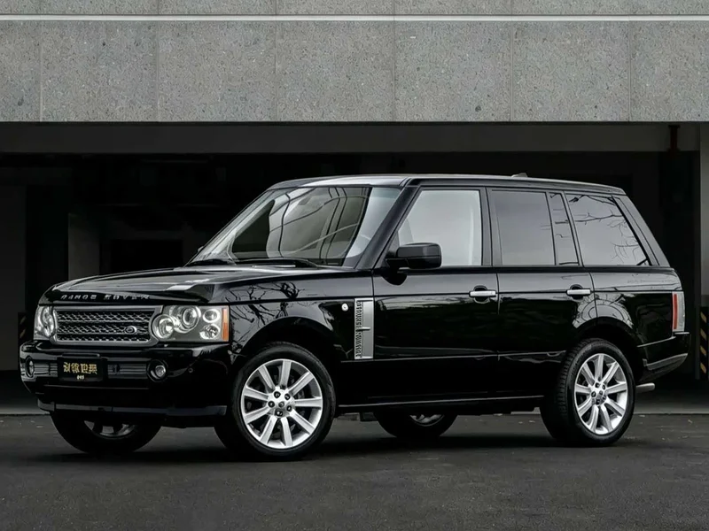 Land Rover Range Rover — фото 1