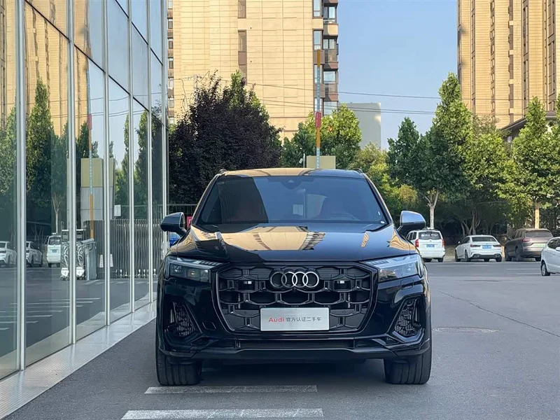 Audi SQ7 — фото 2