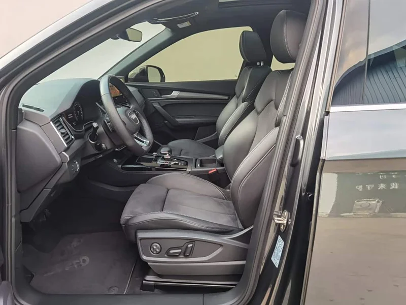 Audi Q5L Sportback — фото 12