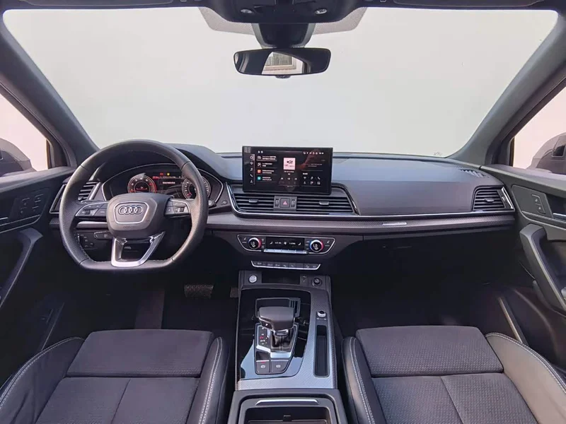 Audi Q5L Sportback — фото 20