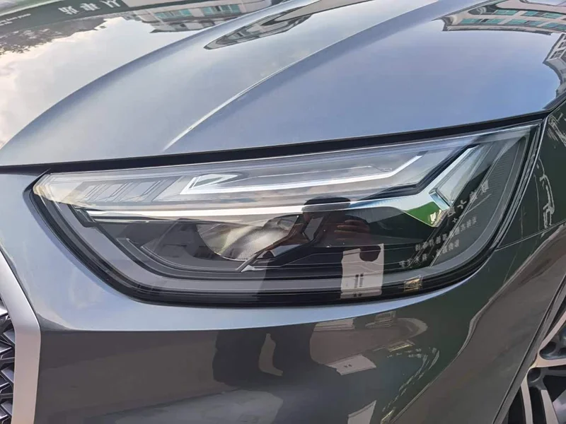 Audi Q5L Sportback — фото 27