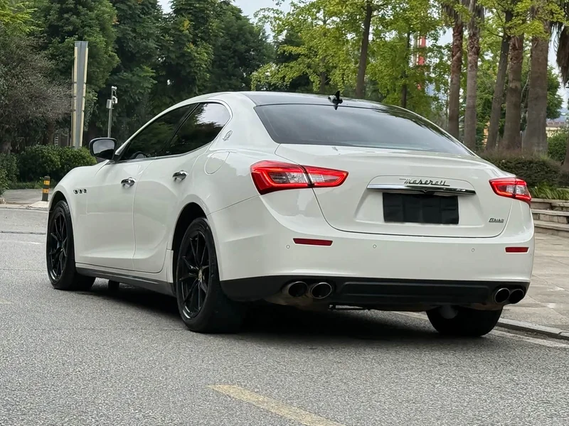 Maserati Ghibli — фото 6