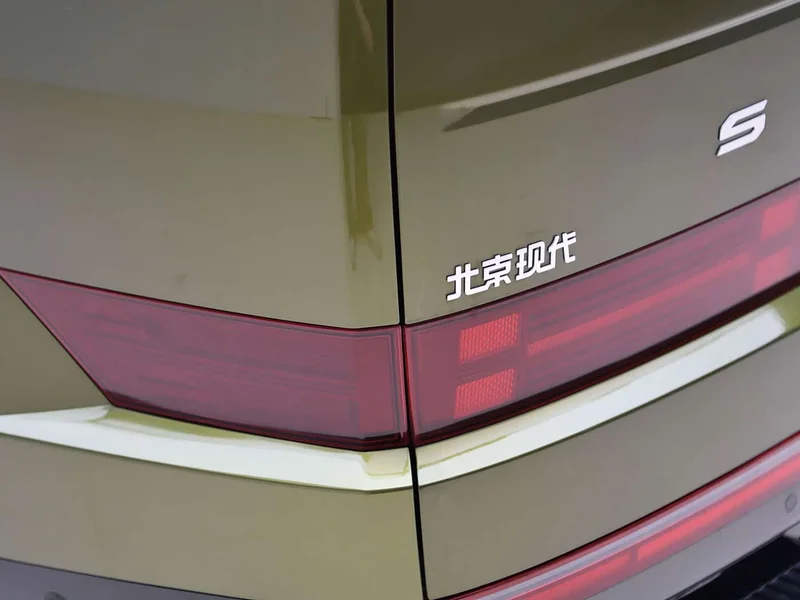 Hyundai Santa Fe — фото 21