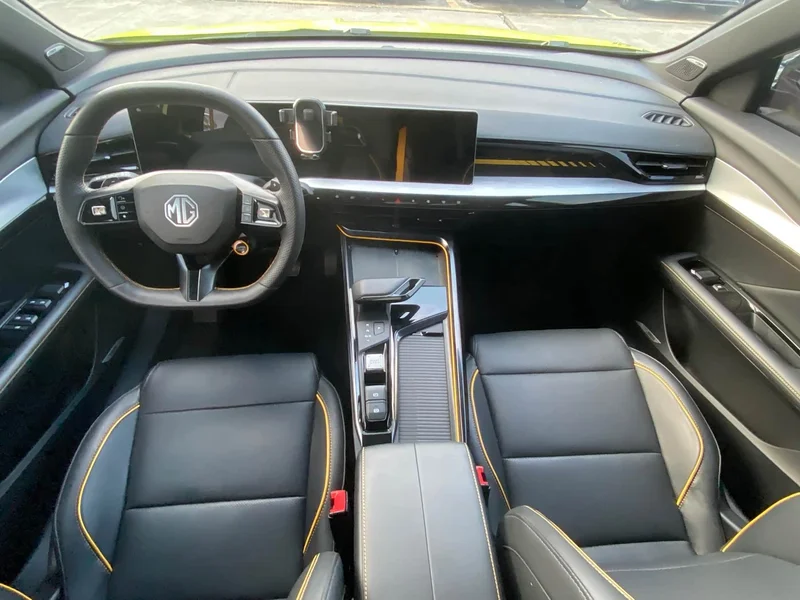 MG MG5 Scorpio — фото 10