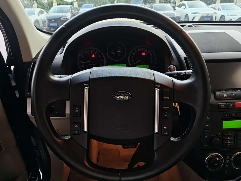 Land Rover Freelander 2 — фото 17