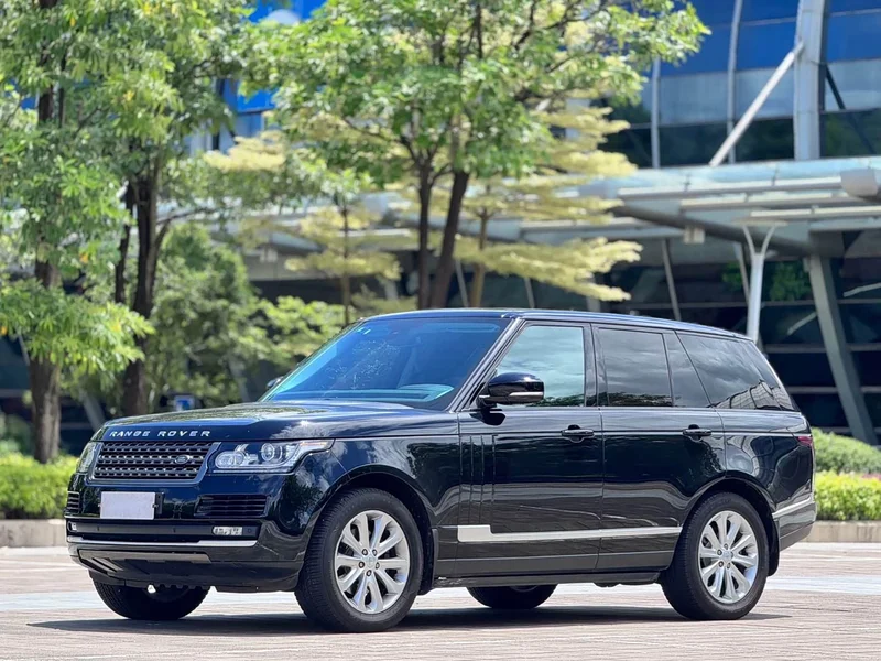 Land Rover Range Rover — фото 1