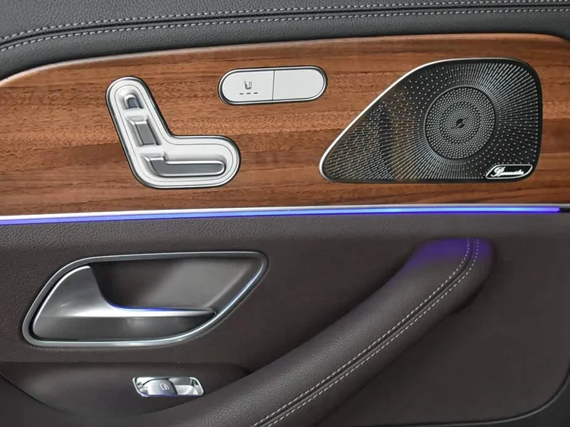 Mercedes-Benz GLS — фото 12
