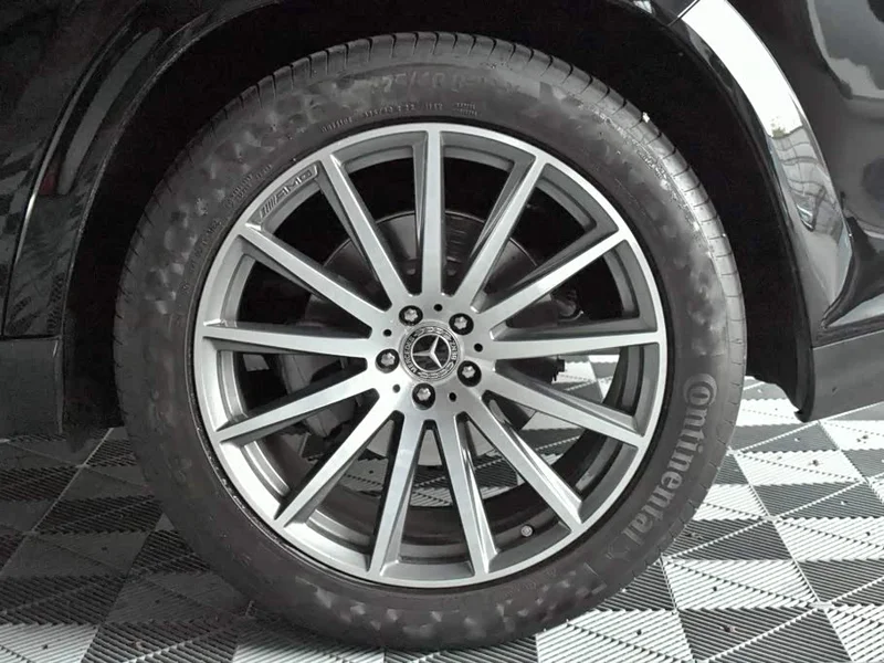 Mercedes-Benz GLS — фото 20
