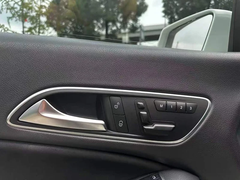 Mercedes-Benz CLA (Imported) — фото 18