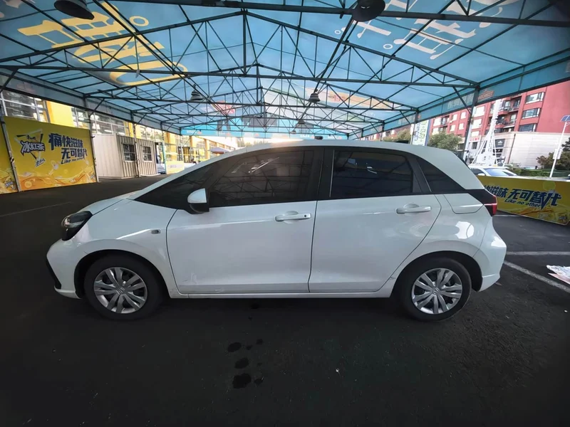 Honda Fit — фото 2