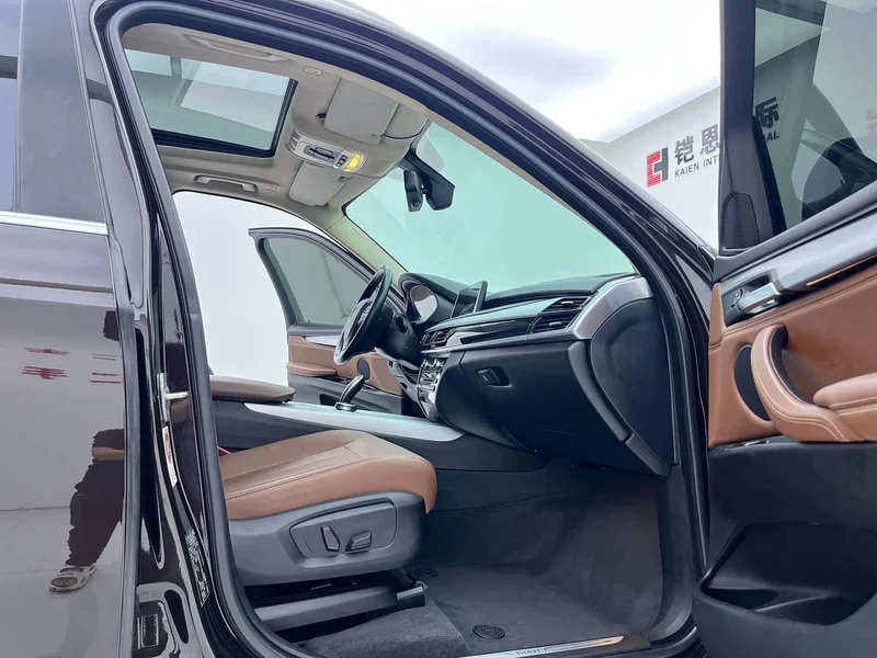 BMW X5 (Imported) — фото 13