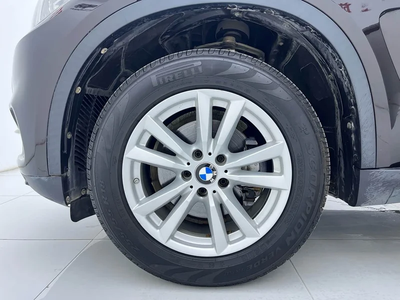 BMW X5 (Imported) — фото 9