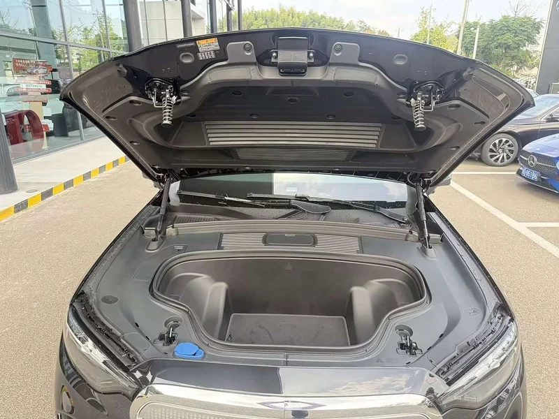 Mercedes-Benz GLC New Energy — фото 11