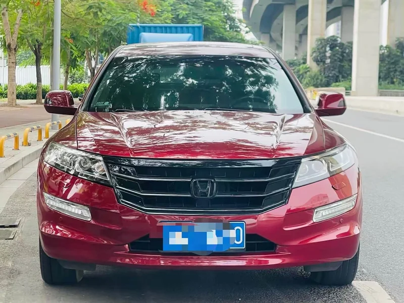 Honda Crosstour — фото 3