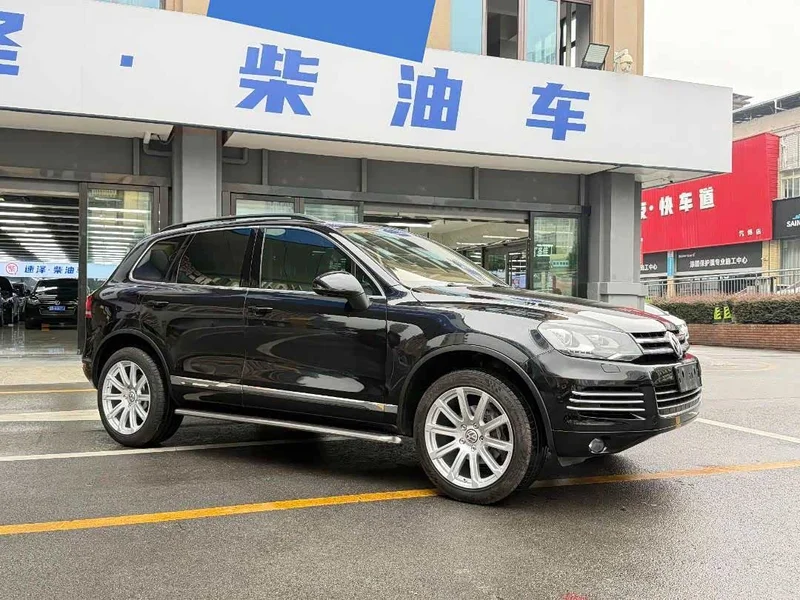 Volkswagen Touareg — фото 3