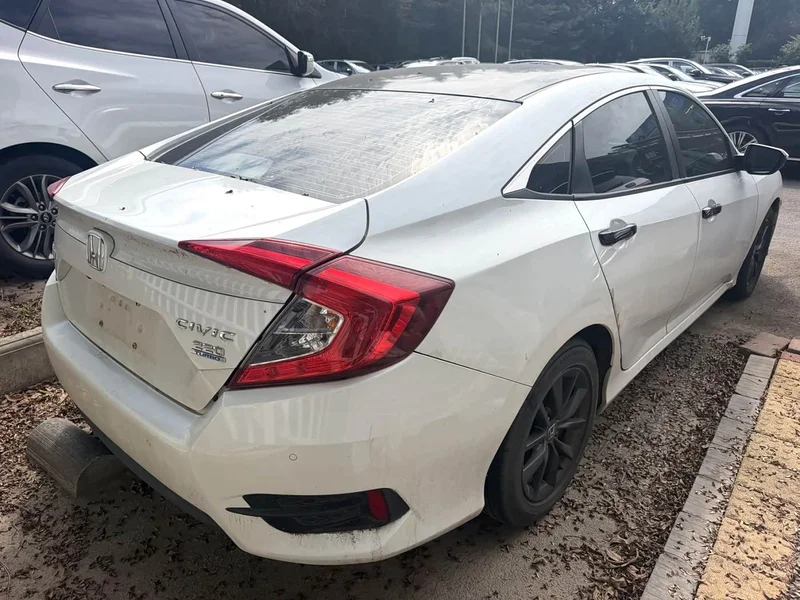 Honda Civic — фото 4