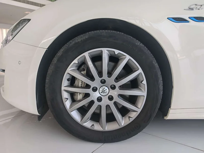Maserati Ghibli — фото 4