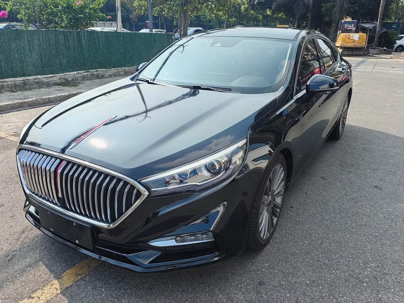 Hongqi H5 — фото 1