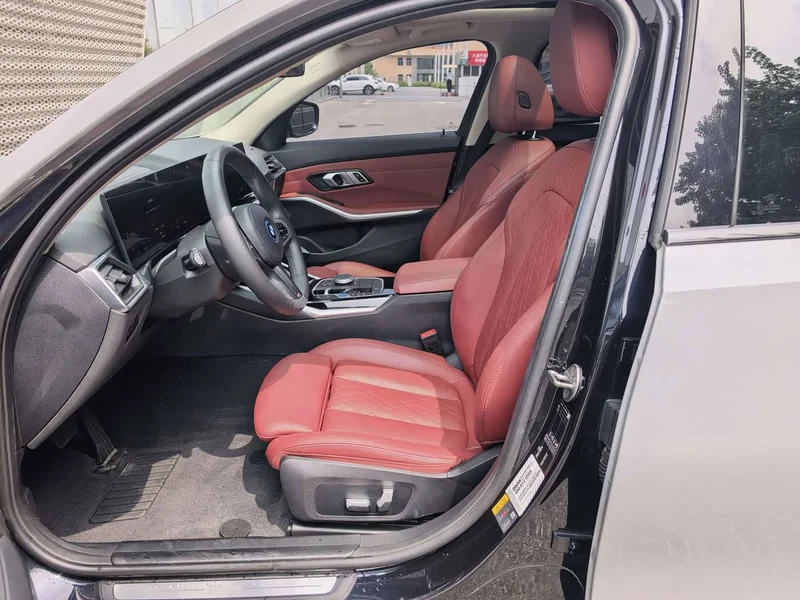 BMW i3 — фото 13