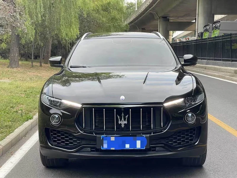 Maserati Levante — фото 2