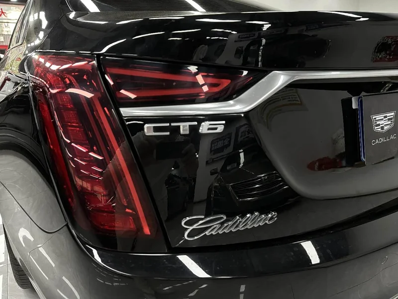 Cadillac CT6 — фото 9