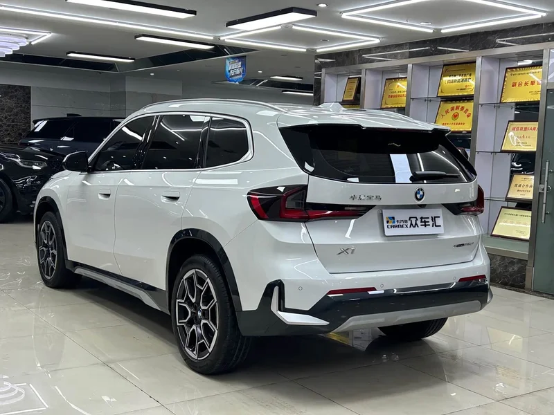 BMW X1 — фото 4