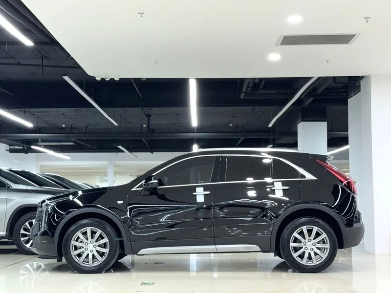 Cadillac XT4 — фото 3