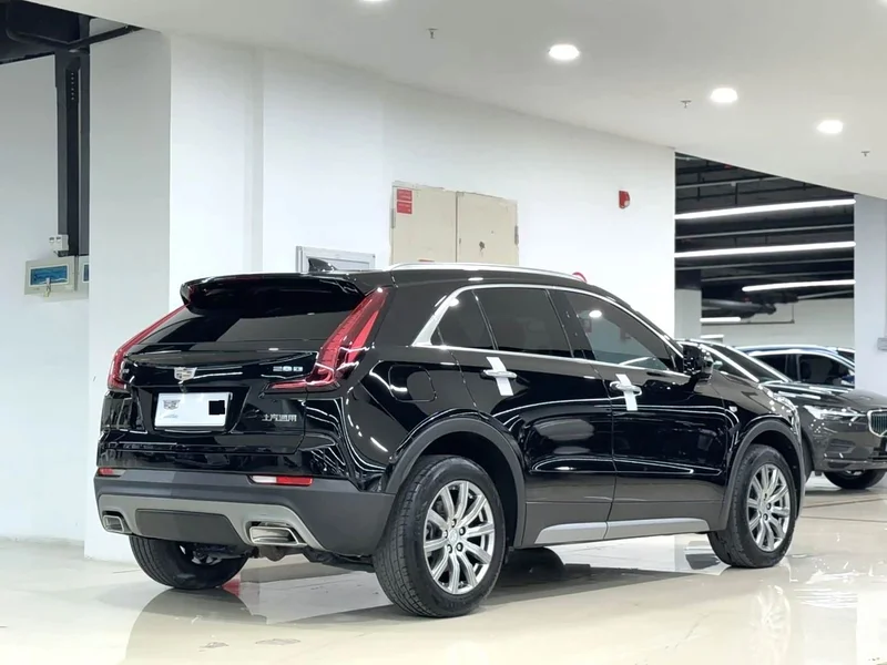 Cadillac XT4 — фото 4